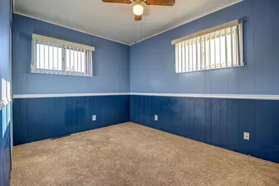 811 W 19th Street, Sterling, IL 61081 - Photo 16