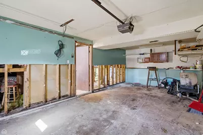 646 Dickens Avenue, Glendale Heights, IL 60139 - Photo 20