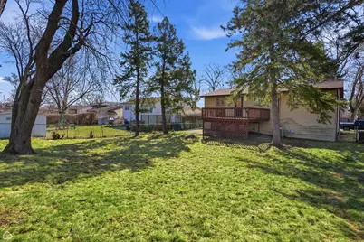 646 Dickens Avenue, Glendale Heights, IL 60139 - Photo 28