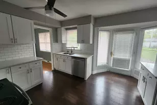 1208 Evergreen Rd, Homewood, IL 60430 - Photo 8