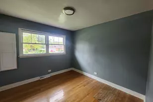 1208 Evergreen Rd, Homewood, IL 60430 - Photo 12