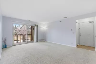 202 Glengarry Drive #206, Bloomingdale, IL 60108 - Photo 2