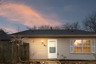 80 Fernwood Dr, Bolingbrook, IL 60440 - Photo 16