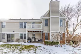 325 Green Knoll Ln, Streamwood, IL 60107 - Photo 18