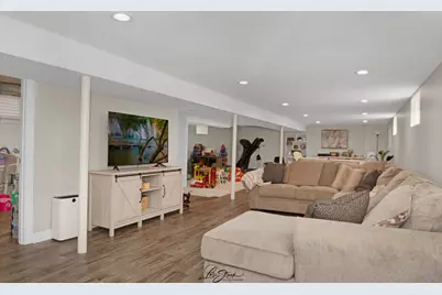 11046 S Ewing Avenue, Chicago, IL 60617 - Photo 18