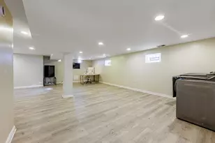 3633 W 58th Pl, Chicago, IL 60629 - Photo 20