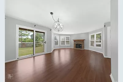 98 Willow Parkway, Buffalo Grove, IL 60089 - Photo 4