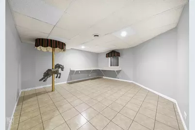 98 Willow Parkway, Buffalo Grove, IL 60089 - Photo 18