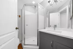 98 Willow Pkwy, Buffalo Grove, IL 60089 - Photo 10