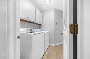 98 Willow Pkwy, Buffalo Grove, IL 60089 - Photo 14