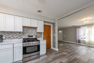 400 7th Ave, Libertyville, IL 60048 - Photo 10