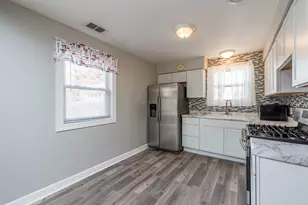 400 7th Ave, Libertyville, IL 60048 - Photo 8