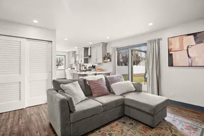 2S130 Waltham Court, Warrenville, IL 60555 - Photo 16