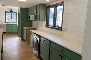 409 Jackson Ave, Saint Charles, IL 60174 - Photo 8