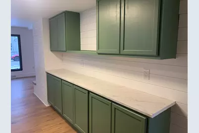 409 Jackson Avenue, Saint Charles, IL 60174 - Photo 12