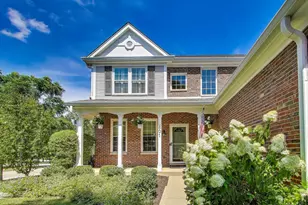 801 Dunhill Ct, Gurnee, IL 60031 - Photo 2