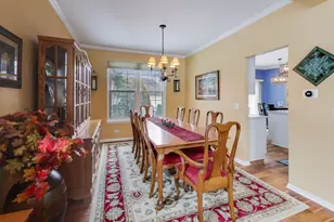 801 Dunhill Ct, Gurnee, IL 60031 - Photo 8
