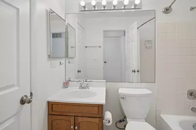 402 Sandalwood Lane #C1, Schaumburg, IL 60193 - Photo 16