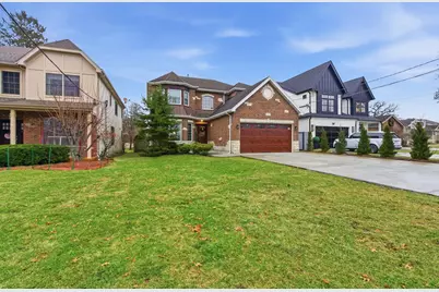 395 S Scott Street, Elmhurst, IL 60126 - Photo 2