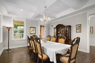 326 E Central Rd, Arlington Heights, IL 60005 - Photo 18