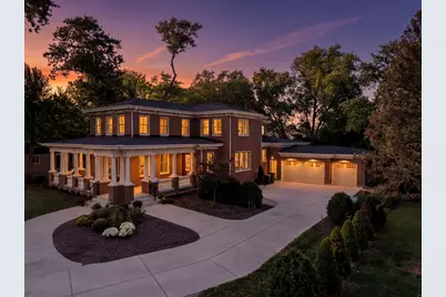 326 E Central Road, Arlington Heights, IL 60005 - Photo 2