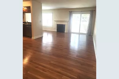 43 Foxcroft Boulevard #135, Naperville, IL 60565 - Photo 2