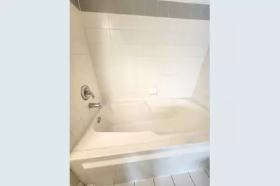 43 Foxcroft Boulevard #135, Naperville, IL 60565 - Photo 22