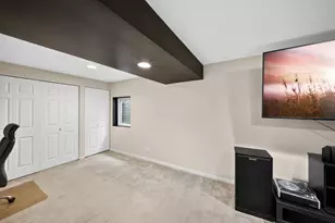 701 Lindsay Ln, West Dundee, IL 60118 - Photo 40