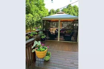 701 Lindsay Lane, West Dundee, IL 60118 - Photo 2