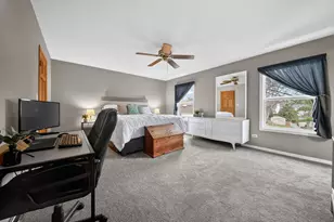 701 Lindsay Ln, West Dundee, IL 60118 - Photo 34