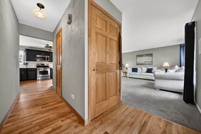 701 Lindsay Lane, West Dundee, IL 60118 - Photo 12