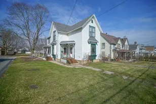 815 Pearl St, Belvidere, IL 61008 - Photo 1