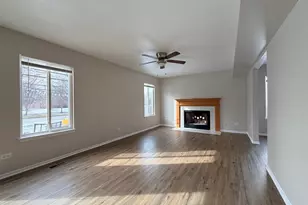 2811 Imperial Valley Trail, Aurora, IL 60503 - Photo 2