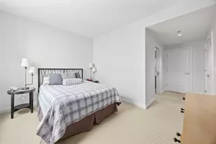10 E Delaware St, Chicago, IL 60611 - Photo 22