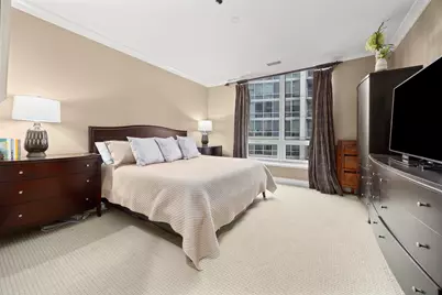 10 E Delaware Street #27E, Chicago, IL 60611 - Photo 14