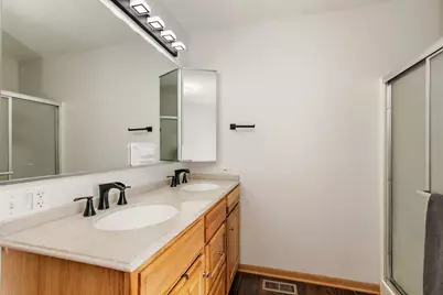 1335 Deerpath Road, Aurora, IL 60506 - Photo 18