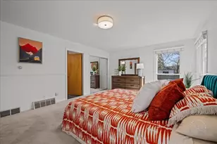 401 East Side Dr, Geneva, IL 60134 - Photo 18