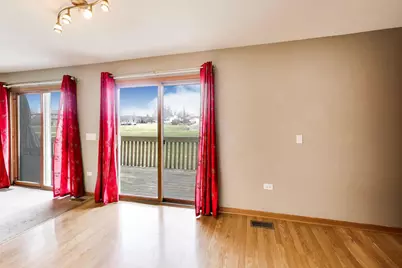 367 Stonington Place #367, South Elgin, IL 60177 - Photo 8