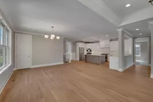 [Address not provided], Willowbrook, IL 60527 - Photo 6