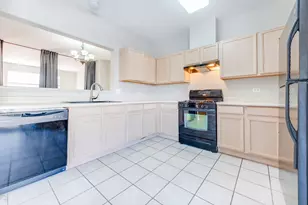 3377 Ravinia Cir, Aurora, IL 60504 - Photo 8