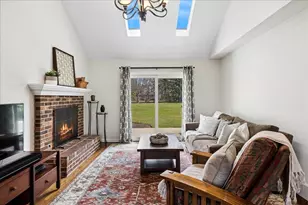 6136 Hidden Oak Dr, Crystal Lake, IL 60012 - Photo 12