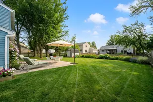 30W240 Leominster Ct, Warrenville, IL 60555 - Photo 16