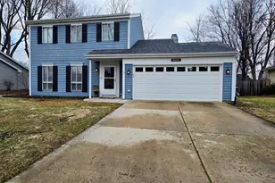 30W240 Leominster Ct, Warrenville, IL 60555 - Photo 2