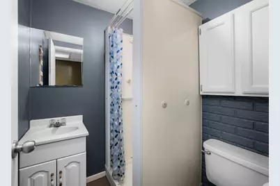 3545 W Harbor Drive, Bettendorf, IA 52722 - Photo 50