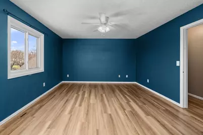 3545 W Harbor Drive, Bettendorf, IA 52722 - Photo 32