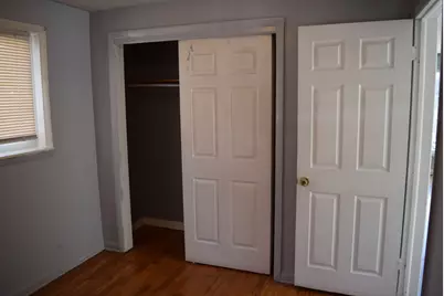 9132 S Crandon Avenue, Chicago, IL 60617 - Photo 12