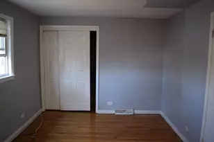 9132 S Crandon Ave, Chicago, IL 60617 - Photo 16