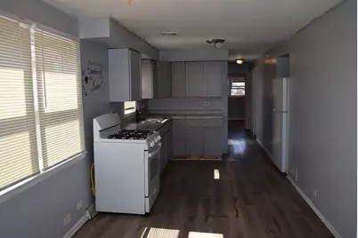 9132 S Crandon Avenue, Chicago, IL 60617 - Photo 8