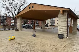 10111 Old Orchard Ct, Skokie, IL 60076 - Photo 12