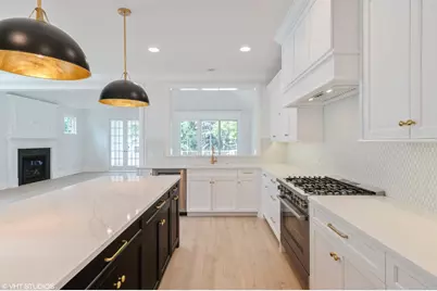 [Address not provided], Willowbrook, IL 60527 - Photo 8